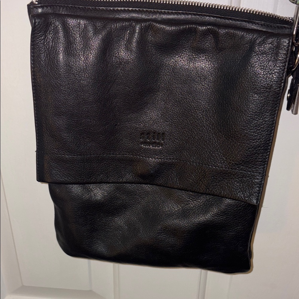 Still Nordic Soft Leather Crossbody Bag - Picture 3 of 11